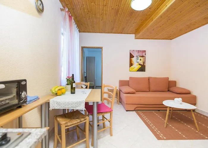 Vinez 7471a * Labin (Istria)