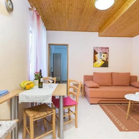 Vinez 7471a * Labin (Istria)